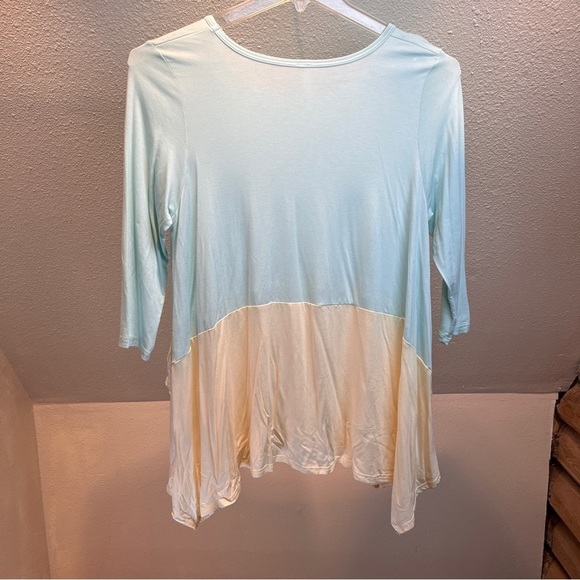 NWOT PASTELS Aqua & Cream Pull-On Top w/¾” Sleeves. Size Large. Lace at Waist - Picture 3 of 3